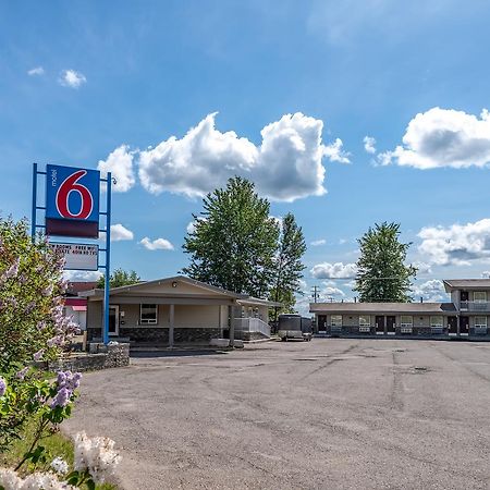 Motel 6-Fort Nelson, BC Eksteriør bilde