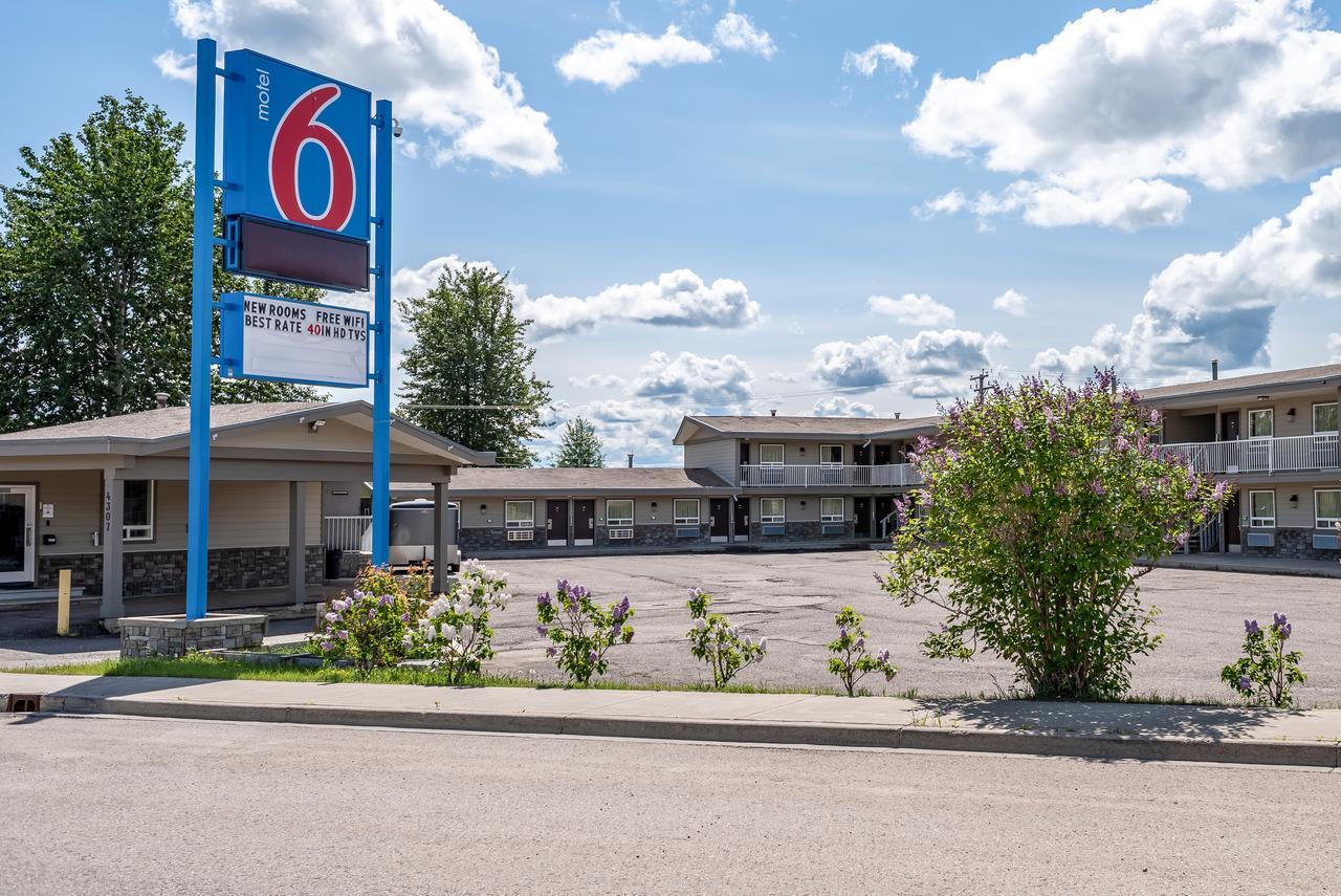 Motel 6-Fort Nelson, BC Eksteriør bilde