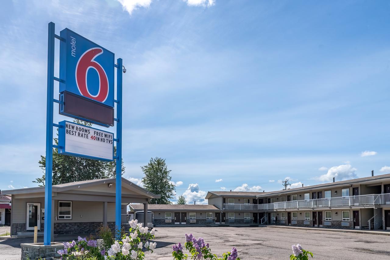 Motel 6-Fort Nelson, BC Eksteriør bilde